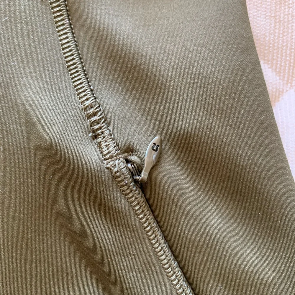 Lululemon Olive 1/4 Zip Fleece